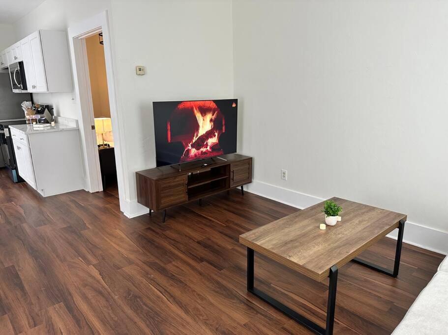 شقة Cedar Street Retreat - Unit D سانت أوغيستين المظهر الخارجي الصورة